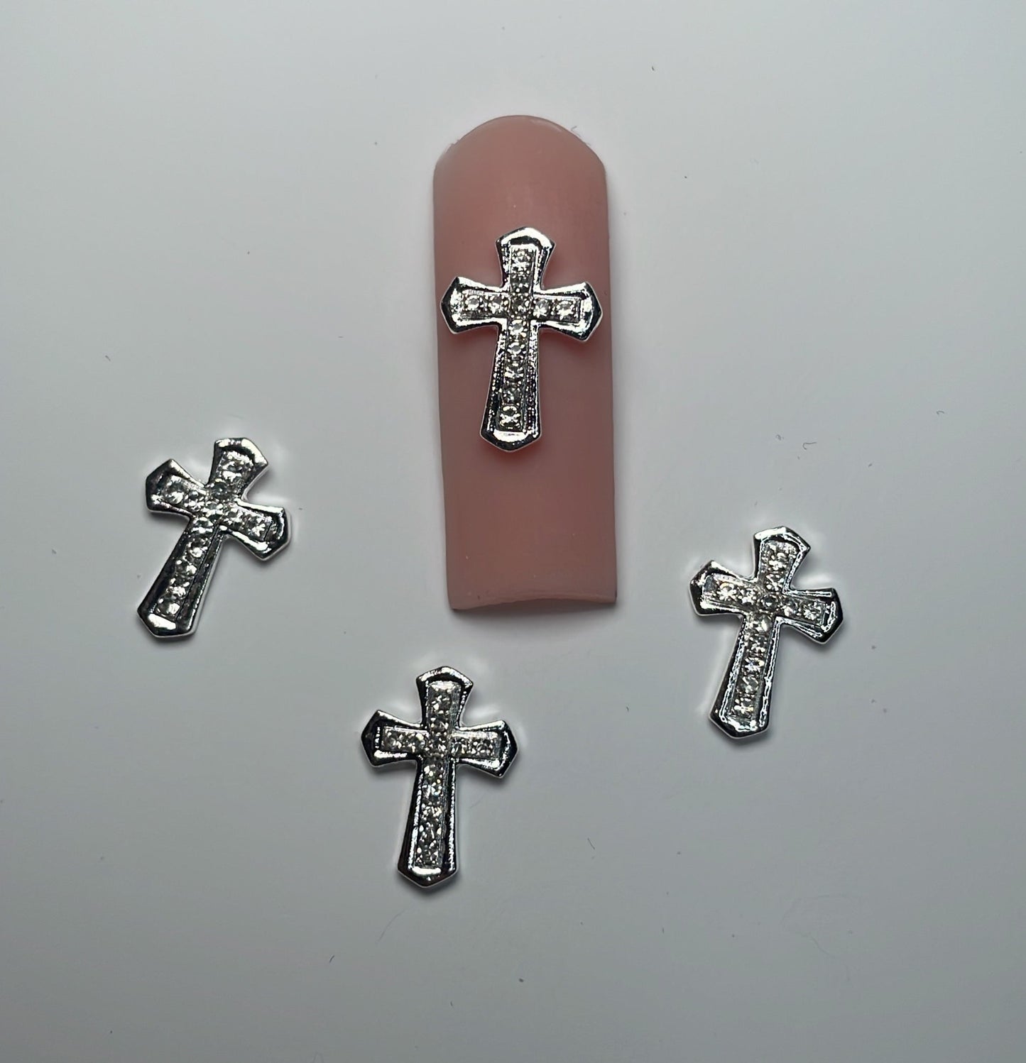 Silver rounded cross [4pcs]