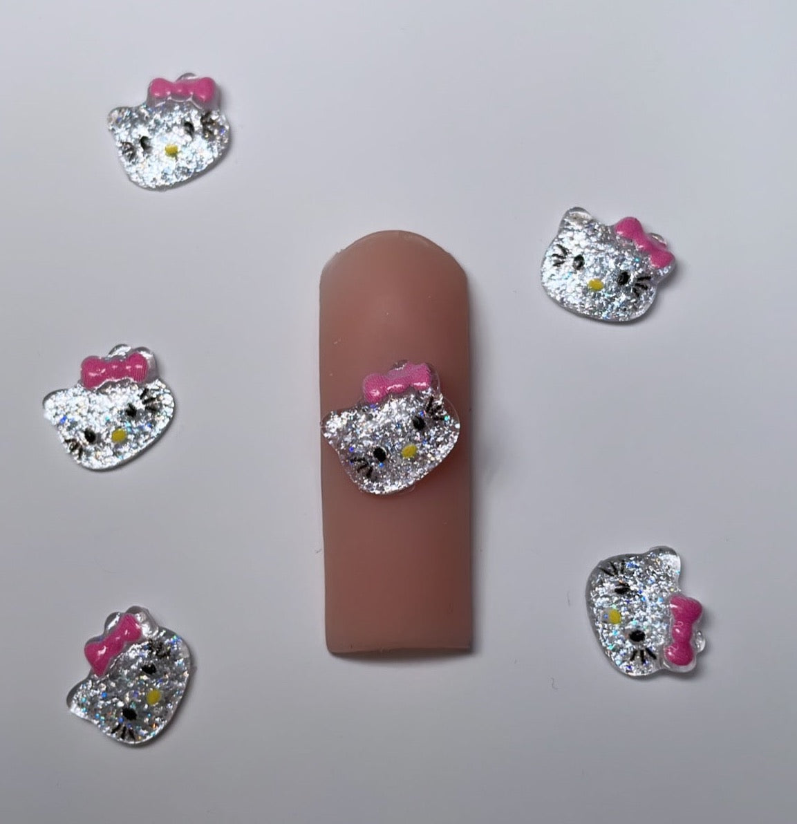 Hello Kitty glitter head gems [6pcs]